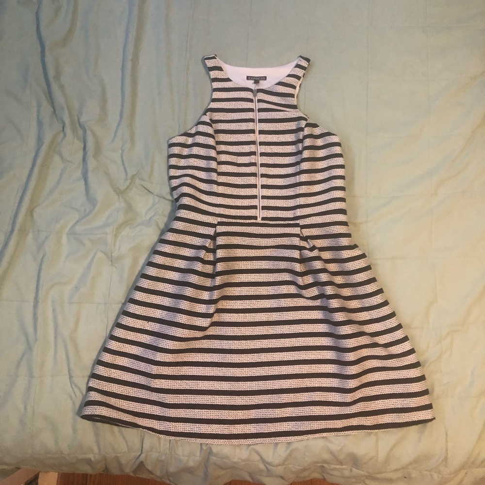 *NWT* Express Black & White Striped Dress